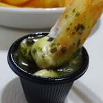 ベルギーフリッツスタンド bintje. - ガツンとバジルマヨネーズ