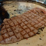 焼肉井とう - サーロイン焼き上がり～((o(^∇^)o))