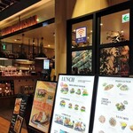 GOOD PROVISION NEWYORK - お店の前