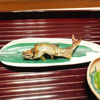 多仁本 - 天竜川の鮎の塩焼き きゅうりのお酢