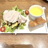 アルビソーラ - サラダ・スープ・パン