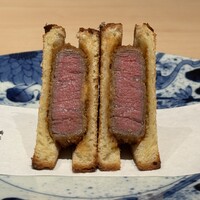 横浜 うしみつ - 間違いないヒレかつサンド！