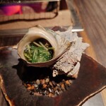 貝料理専門店 ゑぽっく - サザエのアオサノリ焼き