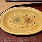 鳥匠 いし井 - 味変アイテム 山椒と七味