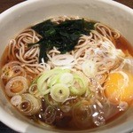 箱根茶屋 - かけそば￥２７０＆生玉子￥６０　※価格は税込表記