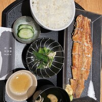うなぎ四代目菊川 ムスブ田町店 - 白焼き定食
