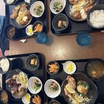 ごはんや 楽らく - 