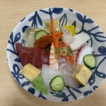 大漁すし - ばらちらし853円