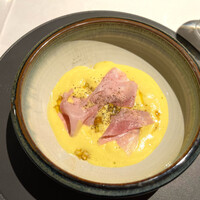 ニシデリア - とうもろこしのエスプーマ、南州黒豚のロースハム