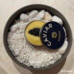 プチレストラン ブーケ・ド・フランス - キャビアのケースの中には生海胆に甘海老と玉蜀黍とキャビア