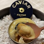 プチレストラン ブーケ・ド・フランス - 中にはたっぷりの生海胆