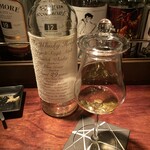 バー・バーンズ - ウィスキーお任せチョイスで供してくれたのは・・