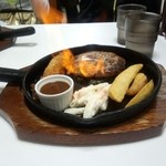 ガッツリバーグ&ステーキ - ハンバーグ