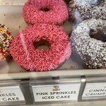 Randy's Donuts - 
