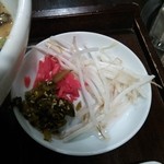 荒川らーめん魂 あしら - 特製博多とんこつのもやし等