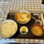 あおい食堂 - かつ煮定食（税込み１０００円）