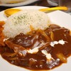 個室焼肉 夢幻邸 - 和牛ハヤシライス(税込1,200円)
                  具材は黒毛和牛&玉葱、デミグラスソースぽいルー、濃厚な味わい、でも私には刺さらず
                  お洒落なので若いカップルのランチデートに良さそう
