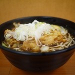 駅そば そば処中山道 - かき揚げ天玉そば 410円。