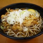 駅そば そば処中山道 - かき揚げ天玉そば 410円。