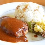 シェル ミュージアムカフェ - ハンバーグプレート 1000円。