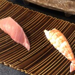幸寿し - にぎり、は撮り忘れ、お好みの大トロ、エビ