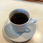 ラーメン角萬 - サービスのコーヒー