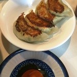 ラーメン角萬 - 定食の餃子