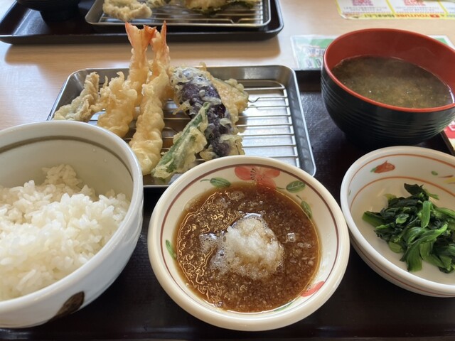 天丼・天ぷら本舗 さん天 箕面西宿店 - 箕面萱野/天丼 | 食べログ
