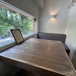 こおり屋 bambu - 内観(テーブル)