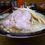 ラーメン青木亭 - 定番ネギチャーシューメン しょうゆ 小 850円。