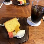 美湖楽禅 - シフォンケーキとアイスコーヒー