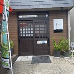 Mekong - お店の入口