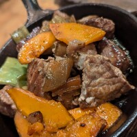 欲張りバル CANTINA - 牛サイコロステーキ