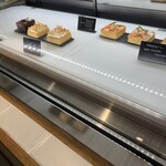 TART SQUARE - 木曜日の15時には残り6点のみ