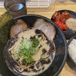 豚骨ラーメンとまぜそば 池めん 岡部店 - 