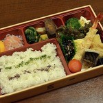 御料理 千 - 仕出し弁当　例