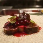 IZA - 鰹のカルパッチョ ラズベリーソース