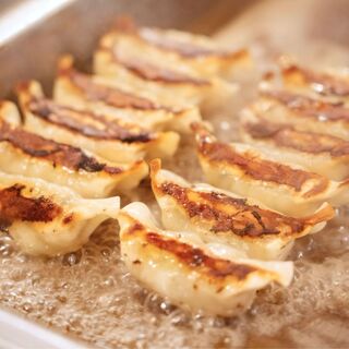 餃子ノ酒場 太陽ホエール_1