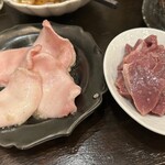 餃子・とんちゃん専門店 塚ちゃん餃子 - くつべらちゃん、はっちゃん