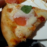 ビルボードライブ大阪 - ピザ一片