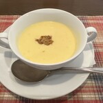 ビストロ アン ファミーユ - 冷製コーンスープ