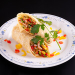  クンビラ・ロール（チキンor無脂肪チーズ）