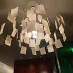 カンテサンス - エントランスの照明