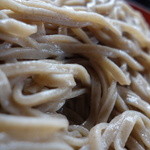 武者 - 滑らかな食感、製麺所製の雰囲気があり、とても食べ易いと思います。