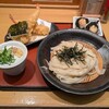 驛釜きしめん 中央通り
