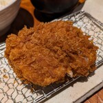 鎌倉かつ亭 あら珠 総本店 - カナダ産三軒豚 ヒレカツ定食