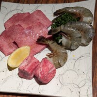 焼肉一頭両騨 町田本店 - 