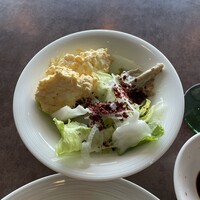 オリゾンテ - 野菜、たまごサラダ、ゴボウサラダ