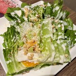焼肉うしすけ - ロメインレタスのシーザーズサラダ