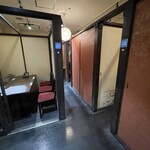 居酒屋 和ひろ - 角席、仕切られているのでそれも快適です